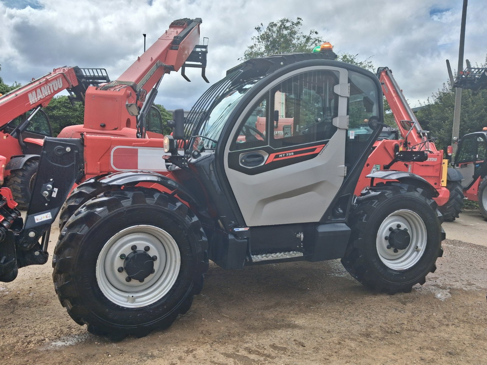 Manitou skotbómulyftari
